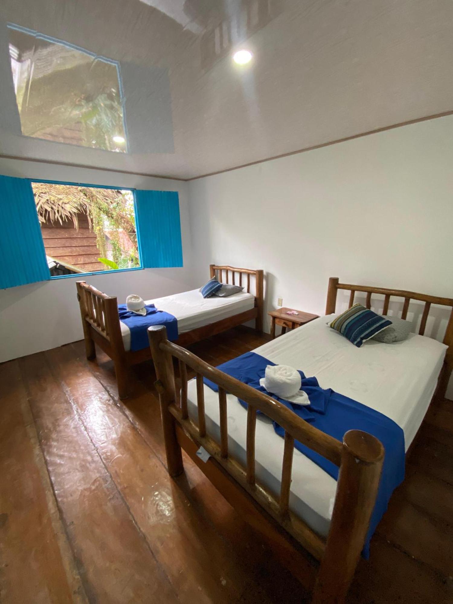 Auberge de jeunesse Casa De La Iguana à Lívingston Extérieur photo
