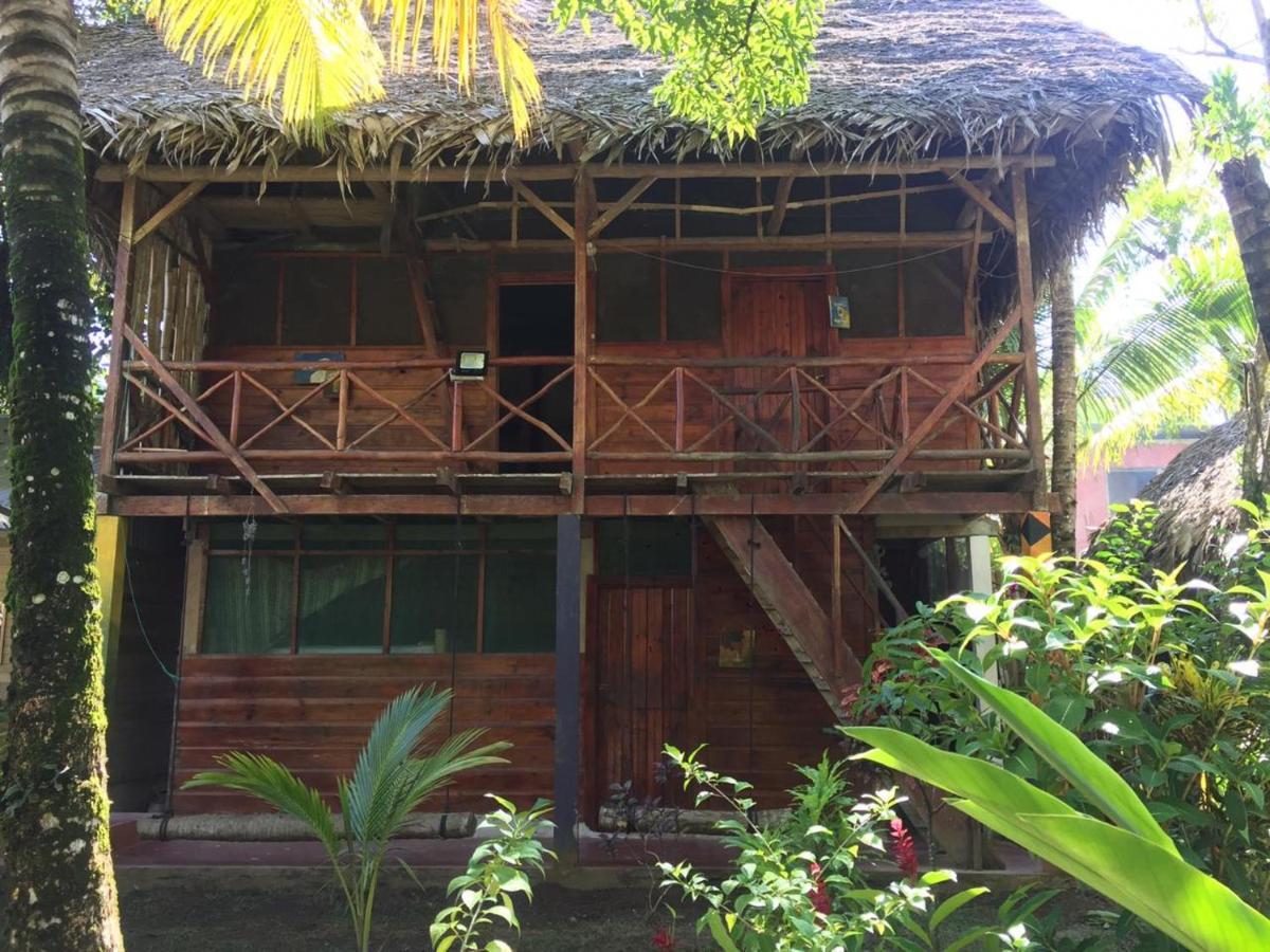 Auberge de jeunesse Casa De La Iguana à Lívingston Extérieur photo